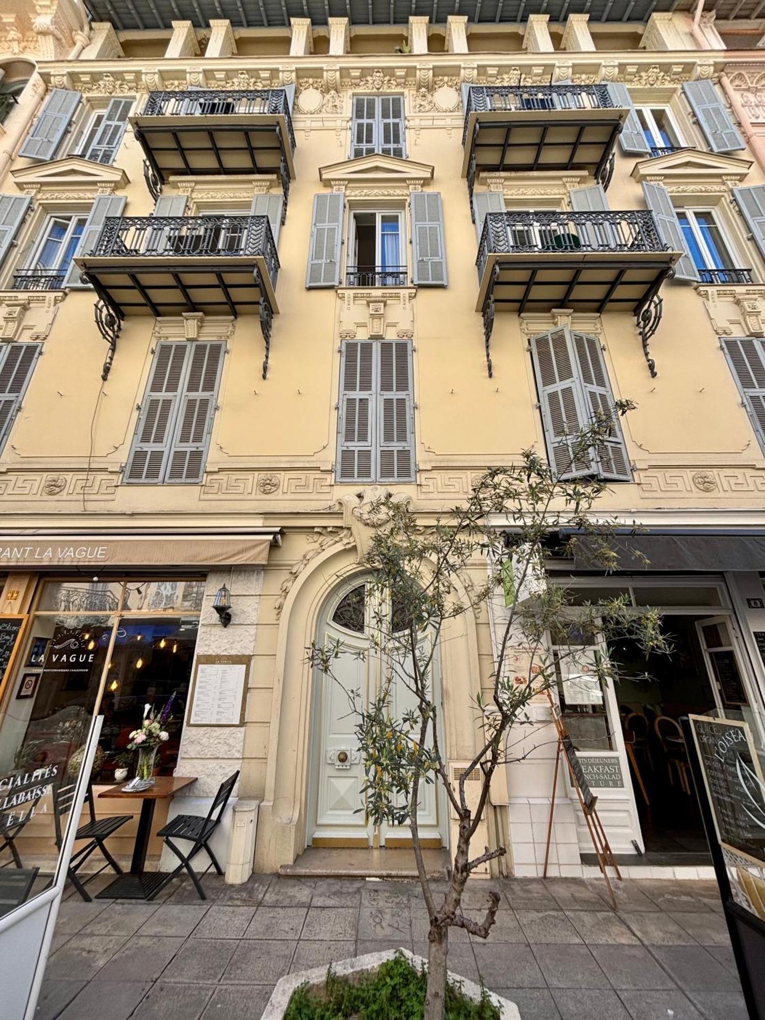 Studio A Louer Au Coeur Du Carre Dor A Nice, Rue Dalpozzo A 150 Metres Des Plages Экстерьер фото